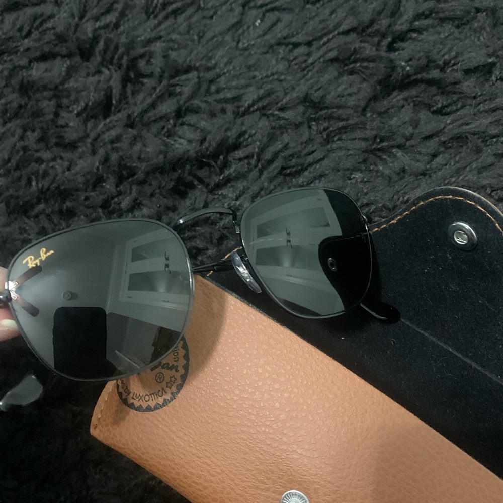 Ray ban sunglasses